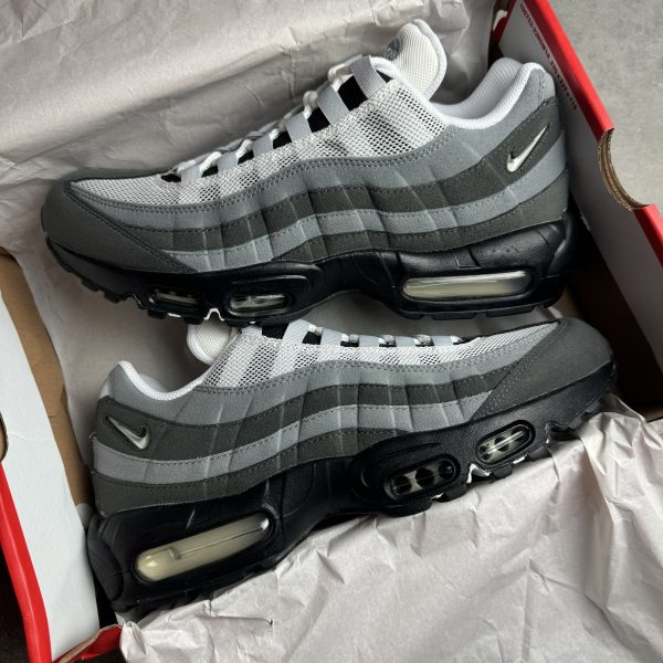 Nike Air Max 95 - Grey Jewel - Image 2