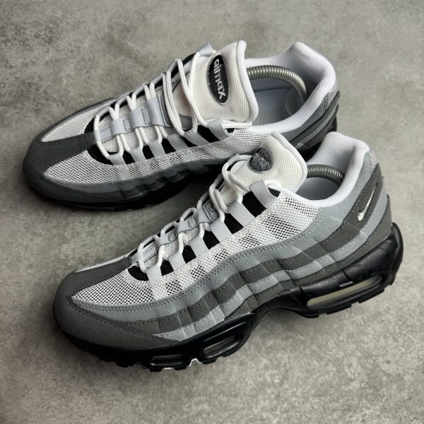 Nike Air Max 95 - Grey Jewel - Image 3