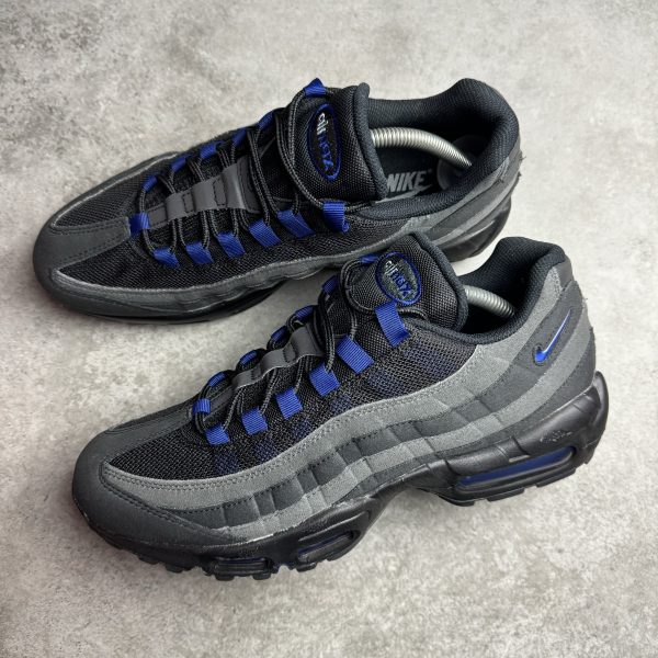 Nike Air Max 95 - Jewel Black Deep Royal Blue - Image 3