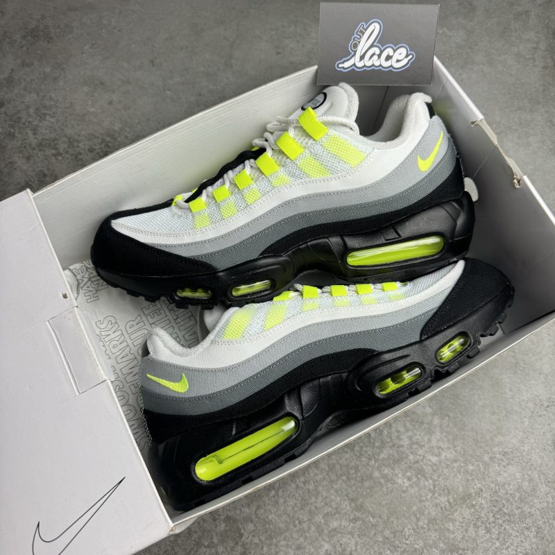 Nike Air Max 95 Custom Nike ID - Neon