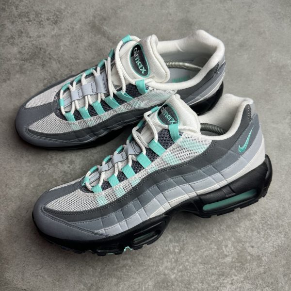 Nike Air Max 95 - Hyper Turquoise - Image 3