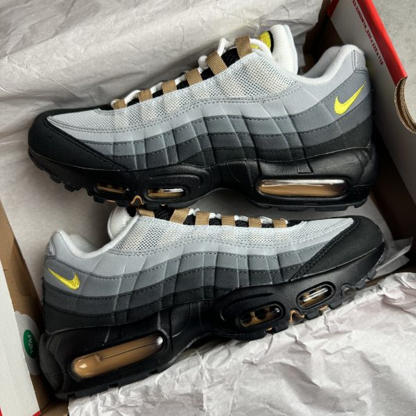 Nike Air Max 95 - Yellow Strike Icons - Image 2