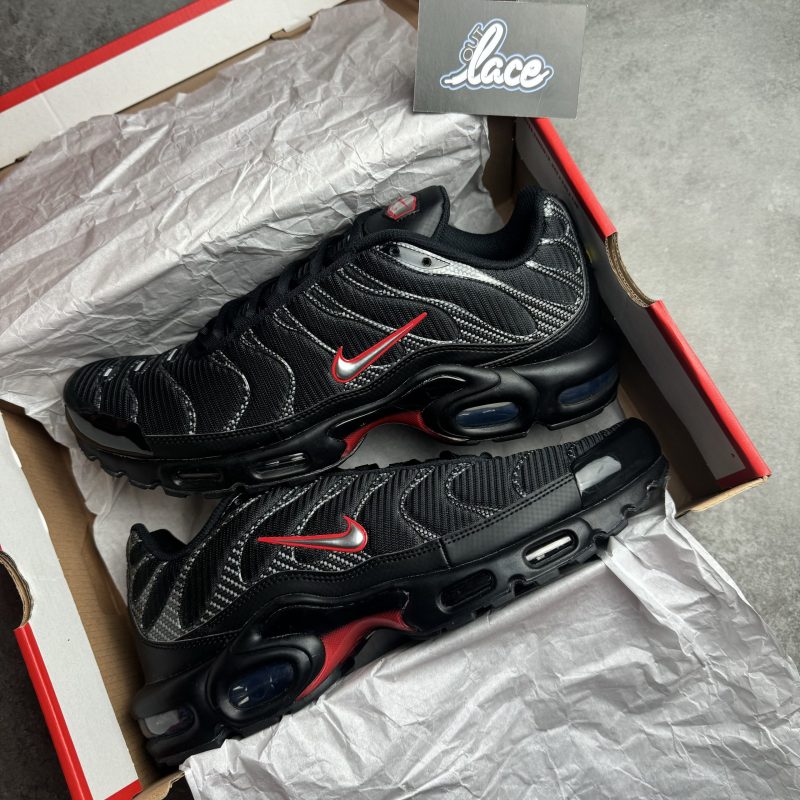 Nike Air Max Plus TN - Black Carbon Red