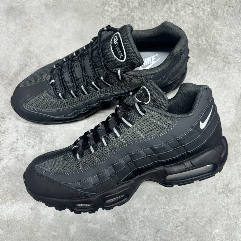 Nike Air Max 95 - Black Anthracite Stadium Grey