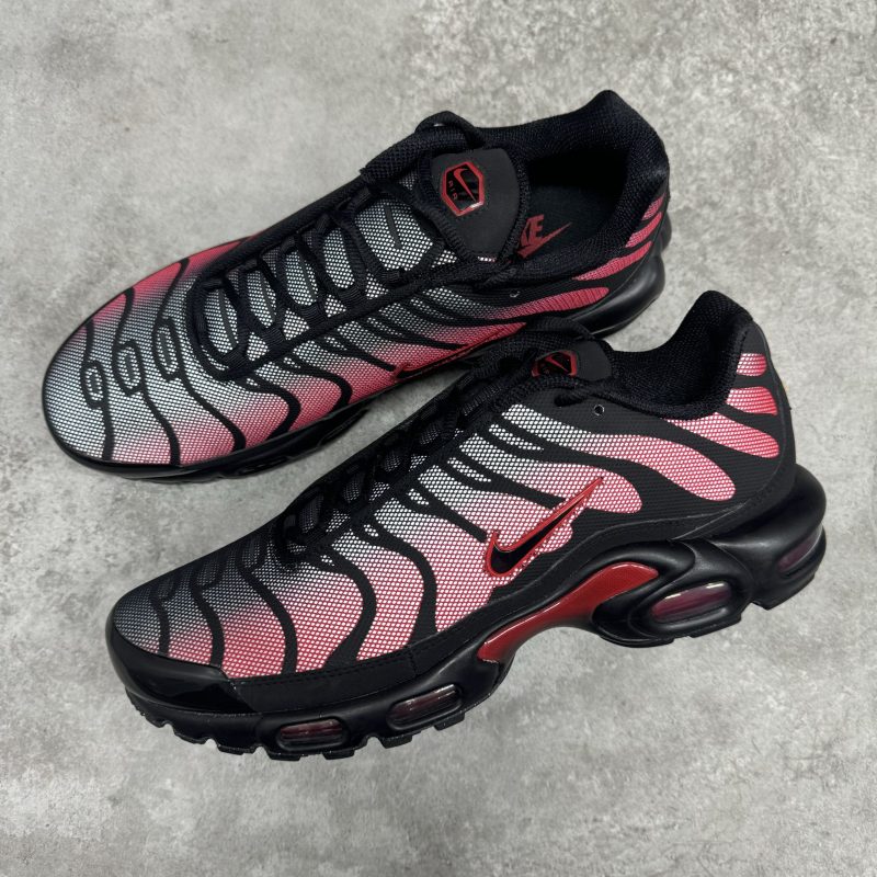 Nike Air Max Plus TN - Bred Reflective