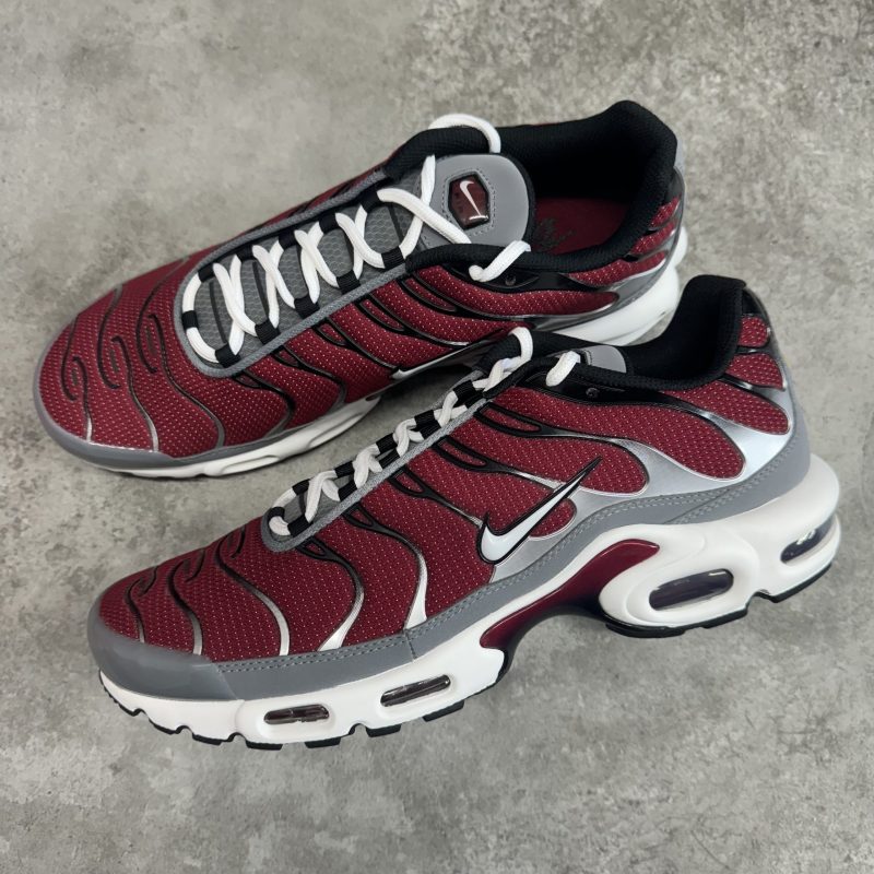Nike Air Max Plus TN - Team Red Cool Grey