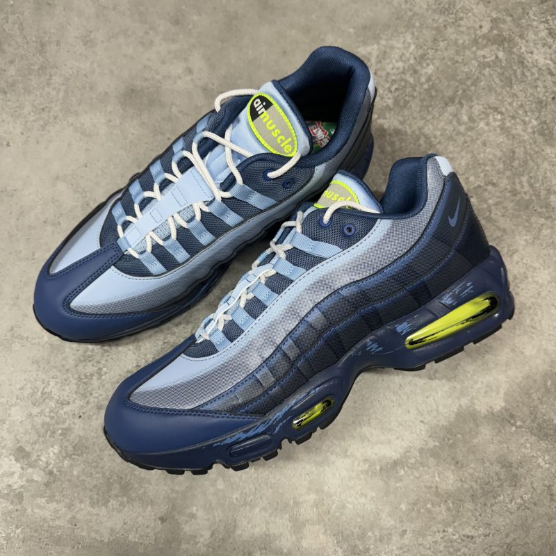 Nike Air Max 95 - Yu-Gi-Oh Joey [With Promo Card]